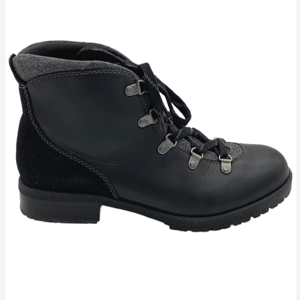 Clarks Faralyn Alpha Leather & Suede Lace Up Lug Sole Ankle Boots Sz 9.5 Black